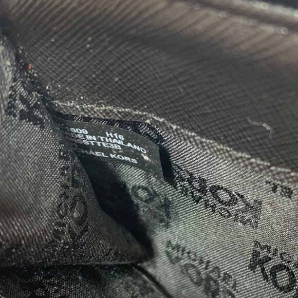 Michael Kors MK Signature Jet Set Travel Continental Zip Around Wallet Wristlet - Picture 11 of 11